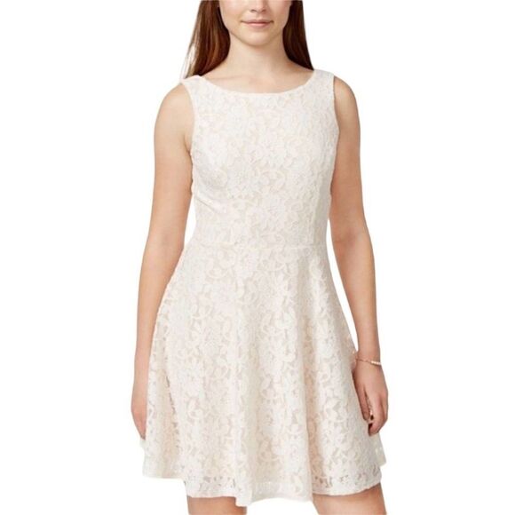SPEECHLESS Pink Lace V-Back Floral Scoop Neck Fit + Flare Dress Juniors 5 - Picture 1 of 8